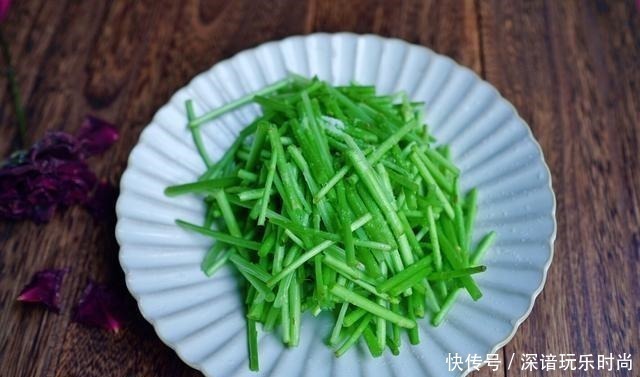 正当季|此菜不吃叶只吃梗，南方常见，就是有点贵，此时吃正当季