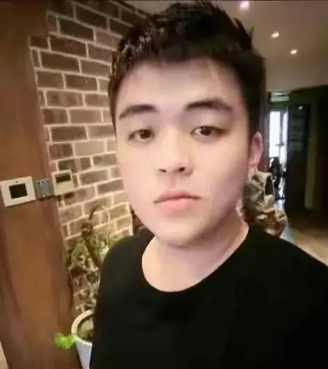 我不是明星|父子俩竟然在节目中当众发生激烈争吵，原因令人唏嘘