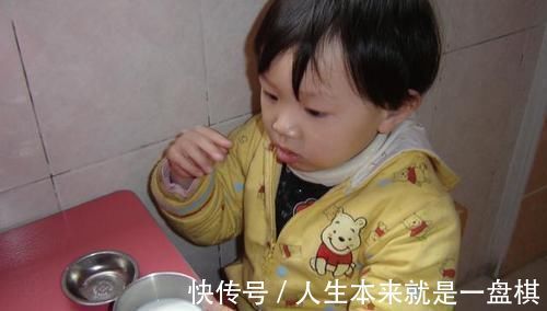 零食|6岁女儿脖颈发黑洗不掉,送医院检查,医生的解释令宝妈哭笑不得