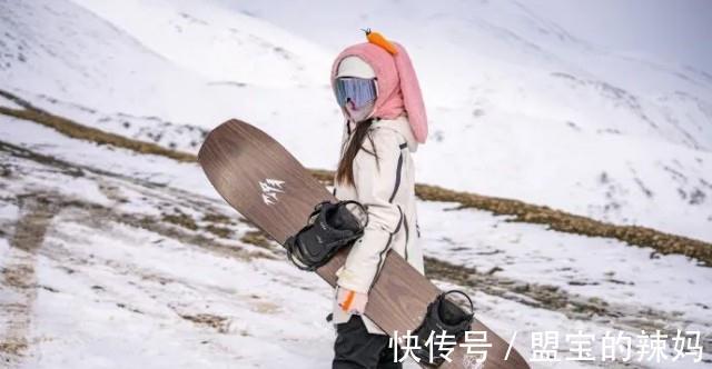 小美|“95后”汉服小姐姐滑雪像剑一样飞舞和仙女似的,网友:仙气飘飘