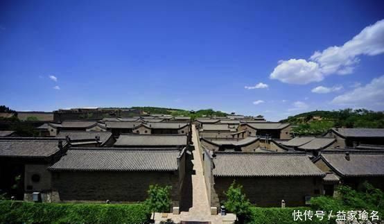 民宅|中国最大的私人民宅几代人整整建了300年，建筑面积比故宫还大