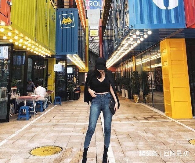 美女 挺拔婀娜的牛仔裤美女,走到哪都令路人魂牵梦绕!