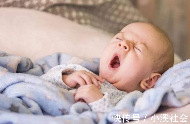 丽丽|孩子睡觉“爱踢被子”是怕热,大错特错,孩子有多难受你不清楚!