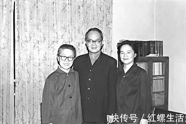 洗澡之后#钱钟书去世后,费孝通想与他的妻子再续前缘,杨绛不要知难而上