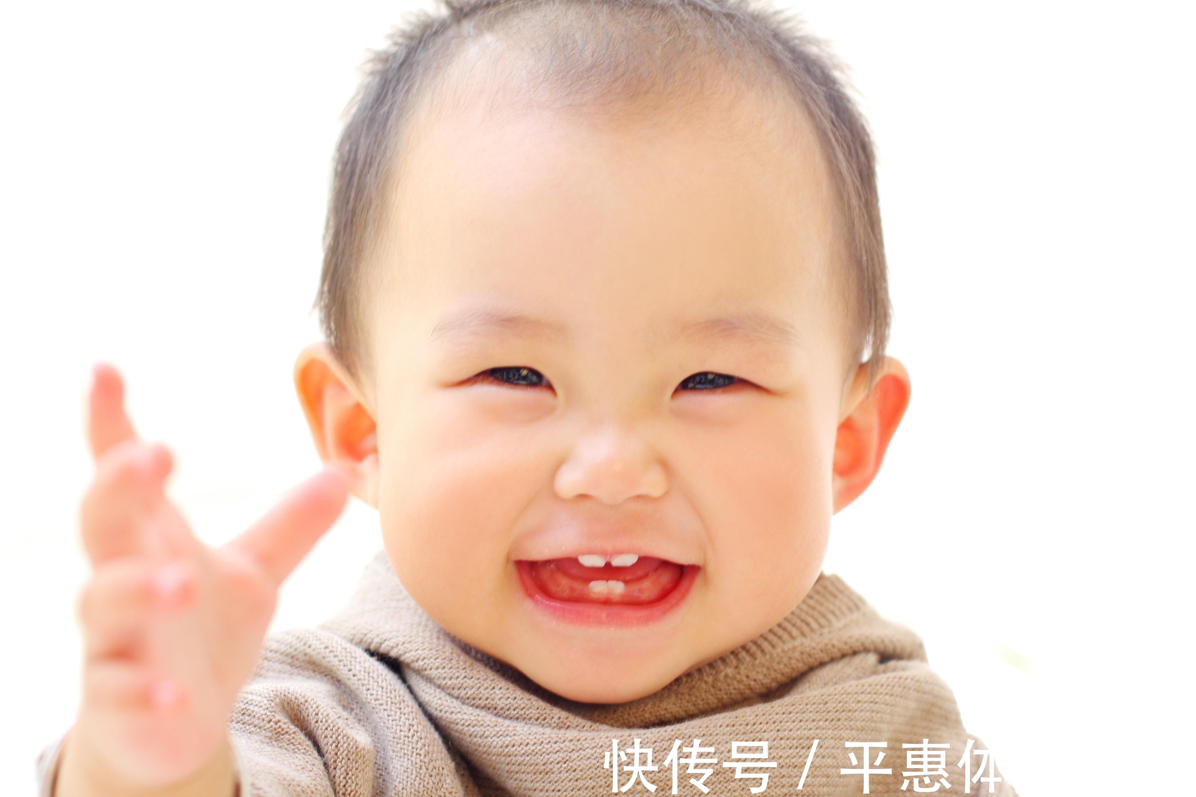 宝妈|经常抱的孩子,和经常躺的孩子哪个更健康?医生:长大后区别明显