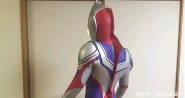 自制|自制奥特曼皮套，初代成为借力对象，迪迦获得史诗级加强？