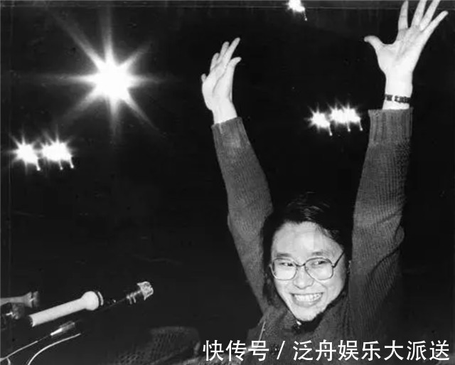 保尔@张海迪与王佐良“婚礼只是形式,最重要的是一辈子都不离不弃”