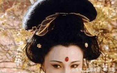 妃子|妃子流落民间，倾其所有嫁给一穷酸的小兵，后来小兵带着妃子逆袭！