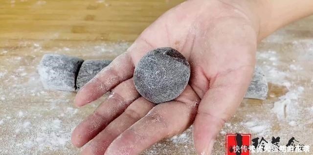 教你糯米粉新吃法,出锅比大鱼大肉都香,吃一次就念念不忘,解馋