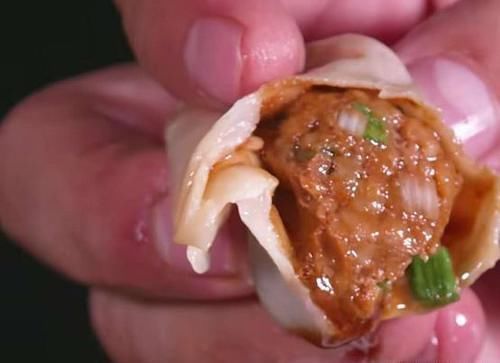 花椒粒|爱吃“饺子”的人有福了,饺子馆大厨,传授拌馅“秘方”,太香了