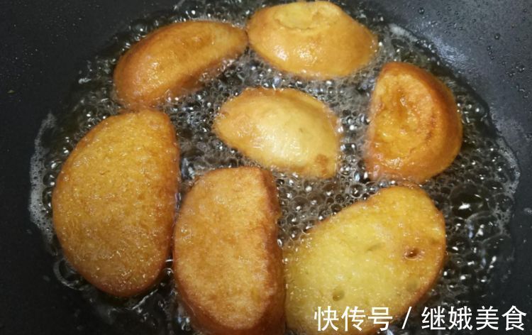 冷藏|炸馒头片,不要裹蛋液,巧用一个料,馒头片更酥脆,吃着不油腻