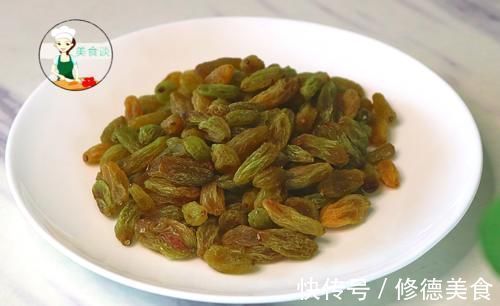 葡萄干直接吃很脏?教你正确做法,脏东西自动跑出来,干净又卫生
