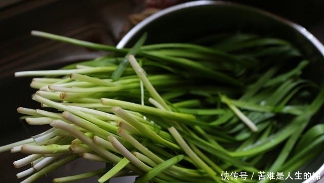 调饺子馅时,“此2样”不能乱放!面点师:如此做饺子又鲜又好吃