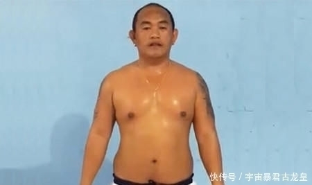 体重|1944斤大叔跳绳减肥,每天跳绳30分钟,8周后看他体重和身材变化