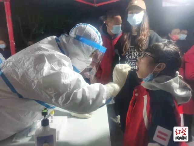 成都市第五人民医院|“到一线参与抗疫是使命也是责任”320名温江“大白”来了