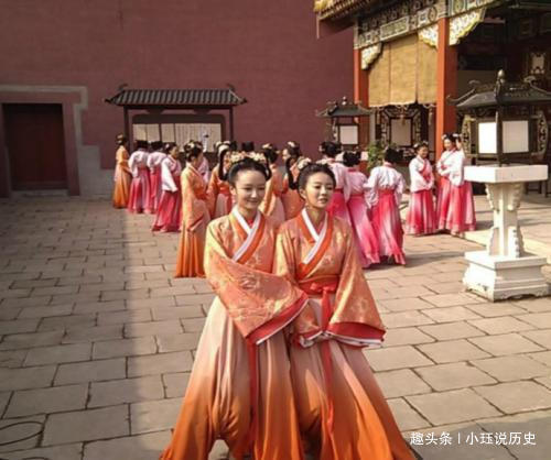 南宋$丫环为宰相侍寝吓得尿床,宰相大惊此富贵相,我消受不起