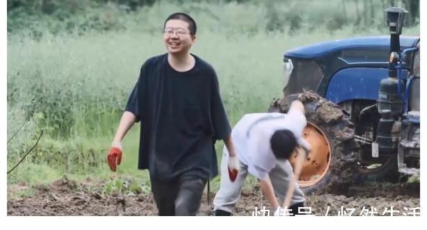 杨紫曝陈赫李诞来《向往》后, 要求多留一期被拒, 原因笑翻全场