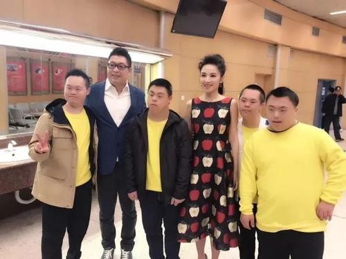 王芳|王芳不再隐瞒，揭开与王为念的真实关系，这就是单身至今的理由