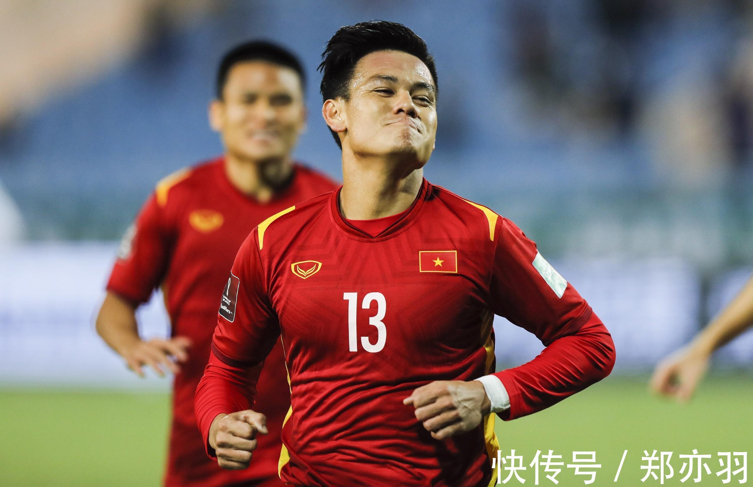 卡塔尔世界杯|范志毅表情包刷屏!国足1-3越南,彻底无缘卡塔尔世界杯
