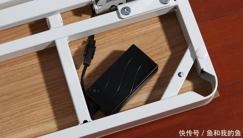 升降|我的梦想桌面，简约大气、智能升降，乐歌E5电动升降桌体验