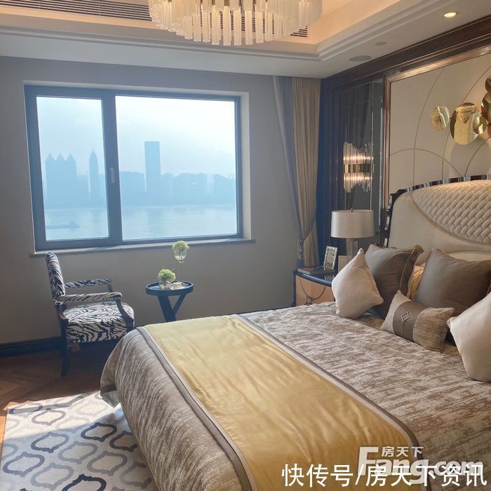 置业|新港长江府怎么样?看置业顾问丁玉婷发布了一条项目新消息