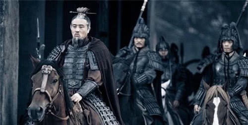 曹操|关云长放弃曹操选择刘备是否为最错误的决定？曹营会有他的位置么？