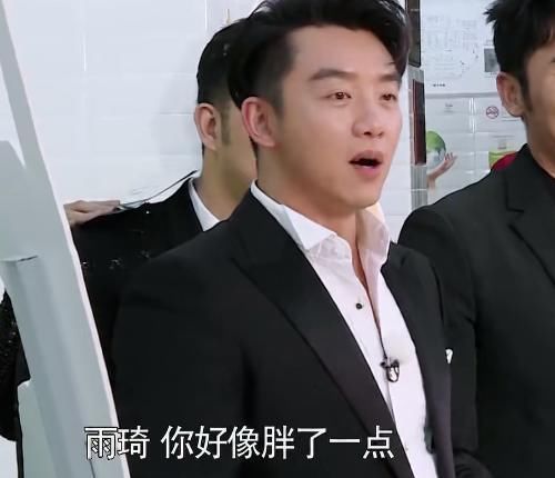 郑恺说宋雨琦变胖了时,谁注意baby干了啥暴露小心思