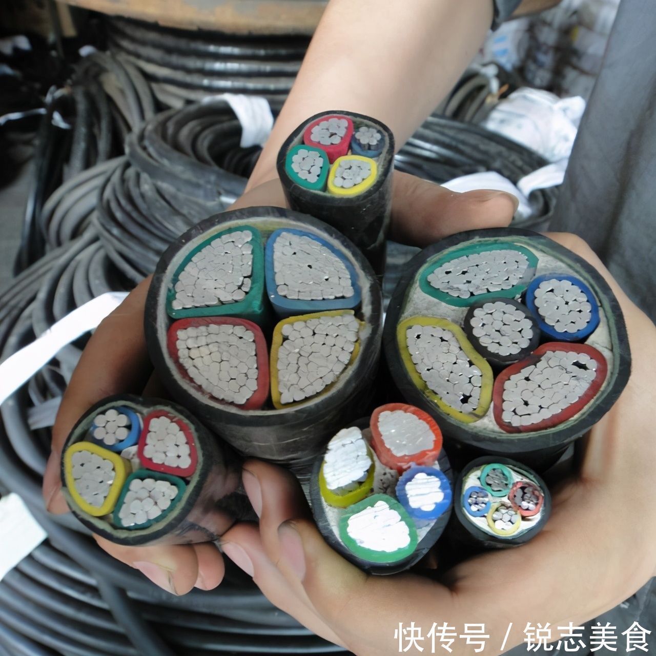 功率|家装电线2.5平方够不够?听行家说完,原来好多人都装错了