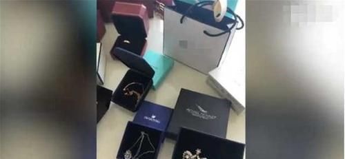 网购|儿子帮爸爸“清空”7万元购物车,卖家:东西能退,孩子真退不了