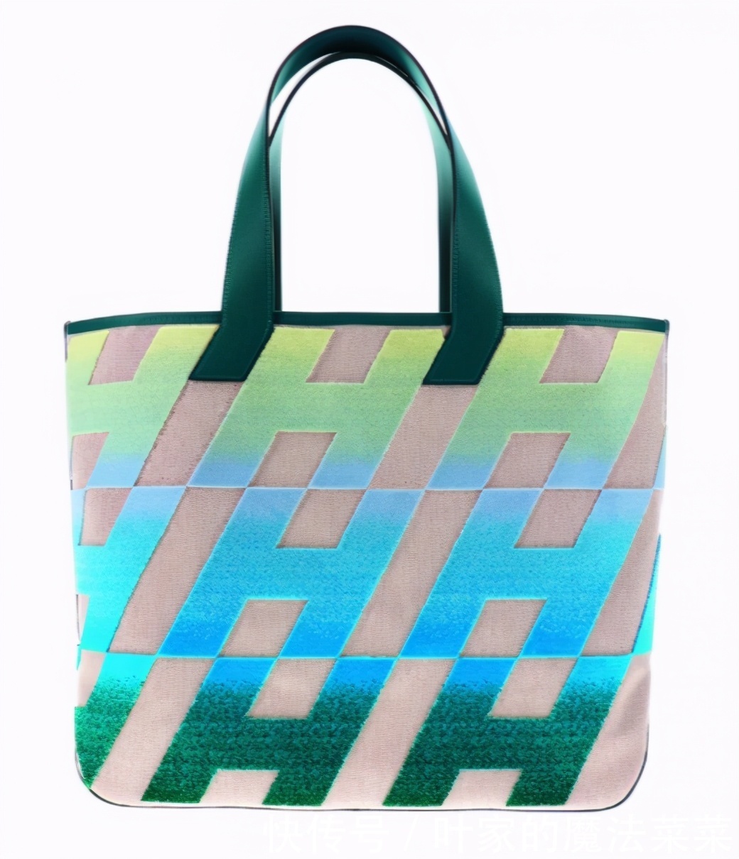 菜菜|菜菜时尚show:2021春夏男女包款 夺人眼球就是潮包