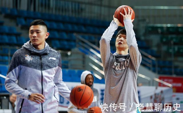 蘇偉|朱芳雨幸福煩惱!廣東隊有三人恐被租借,一人有望成為阿聯接班人