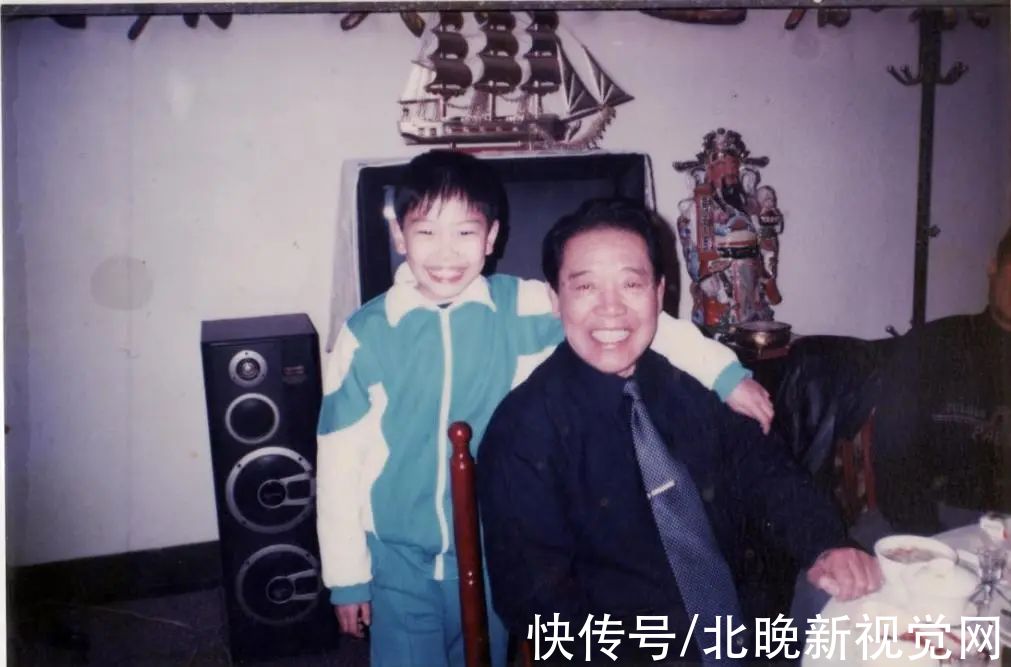 恩师|一生遍尝甘苦，评书说尽情仇！怀念我的恩师单田芳先生