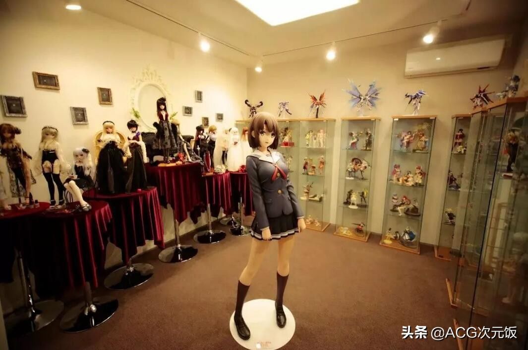 旗袍|2021WF展出多个等身手办，洛天依国风旗袍，剑网三的是神仙姐姐？
