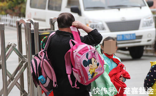 为人父母|幼儿园接娃“鄙视链”流行，钱挣得越多反而越垫底，你排在第几？