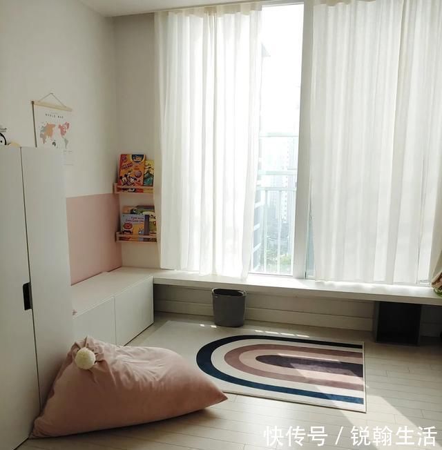 房子|闺蜜花重金买下顶楼的房子,赠送的18㎡露台太美了,恨不得天天去