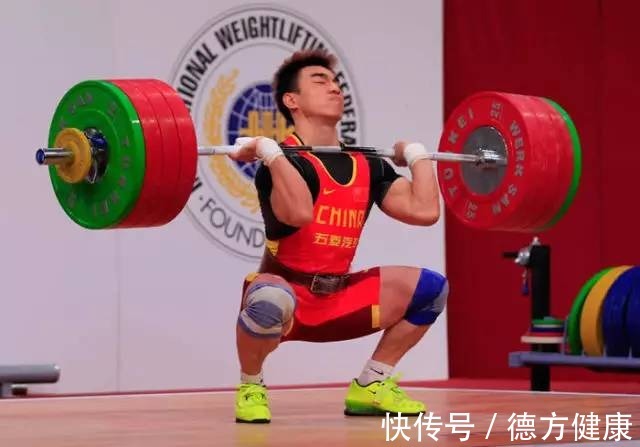 肾小球|惊天逆转,谌利军受伤后勇夺第六金!举重对身体损伤有多大?