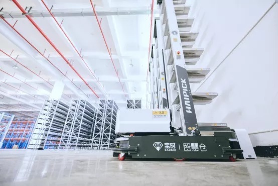 鞋服|单仓130台料箱AGV——海柔鞋服行业不断“突破”