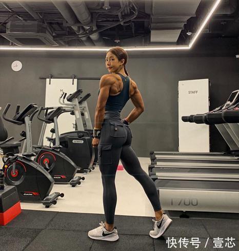 力量训练|韩国美女审美不同，日常就爱撸铁，拉丝般肌肉超越男性