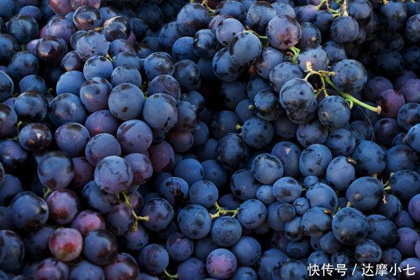 转告|转告家人:经常失眠,常吃3谷,多吃3果,常做3事,晚上睡的香