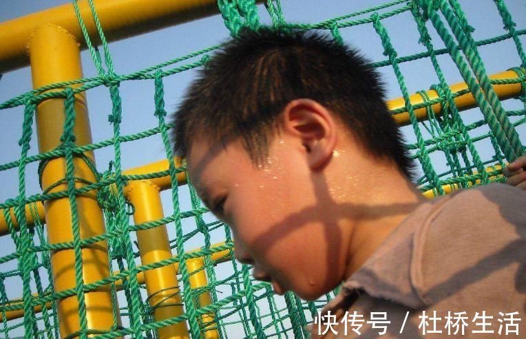 孩子|别在这个时间之前叫醒孩子,会影响身高发育,家长要重视起来