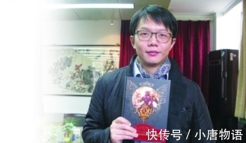 书迷!这个人的小说无人敢拍, 曾被告上法庭, 书迷寄去的刀片“堆成山”!