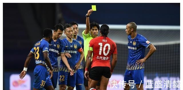 中国足球|国足队长吴曦,“一夜成名惊九野,四方名利尽归来”!