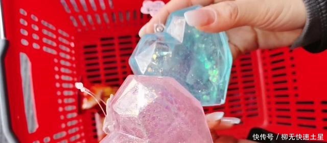  买光小卖部无硼砂泥PK！紫冰块泥vs水果假水，满满一桌谁的更仙气