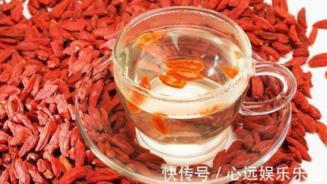 营养物质|常喝枸杞水养肝强身,但要避开四个禁忌,为了健康,花时间看看吧