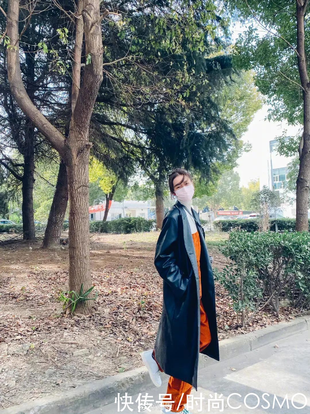 设计师刘雯再上线，这次实穿性5颗星|时髦办 |女生一定要知道的高级感香水，你懂的\＂,\＂i10\＂:\＂美人计