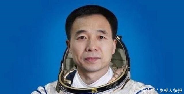 运城中学 航天英雄景海鹏从一贫如洗到三次登上太空,如今的他过得如何!