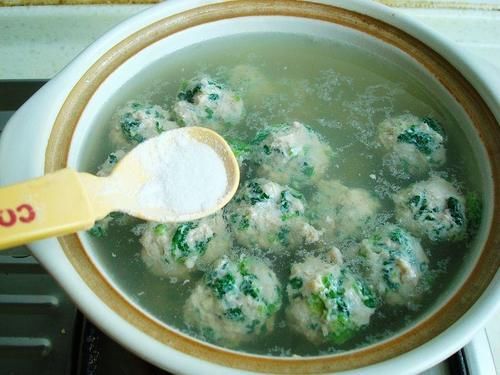 这肉丸子做法一定要吃，不腥不柴，香嫩弹滑，照做必好吃