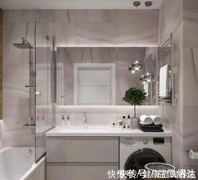 好处|洗衣机万万不要放阳台了,聪明人都会放这个地方,入住就知好处多!