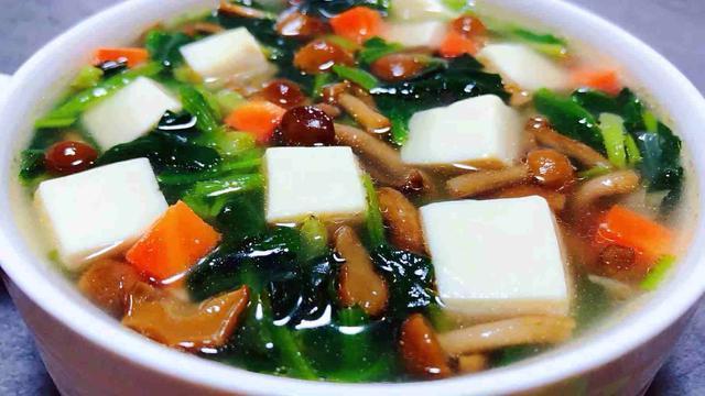 天然“褪黑素”被发现，每周吃1次，皮肤水灵，告别黑眼圈！