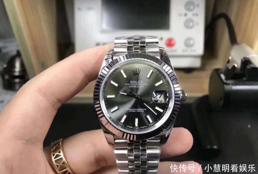 手表|劳力士选哪款手表比较合适？三十岁左右男人都是这样选择的